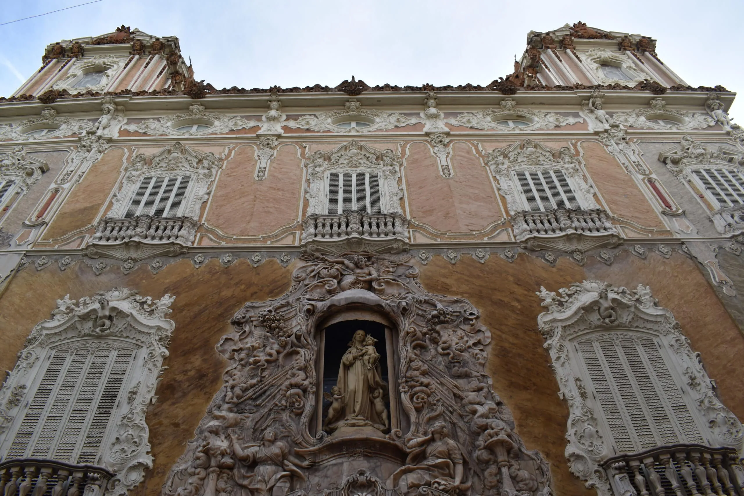 Portada de alabastro del Palacio del Marqués de Dos Aguas de Valencia